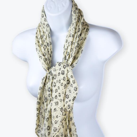 Italian Large Silk Cotton Cream Black Floral Shawl Scarf Unsigned - Picture 5 of 5